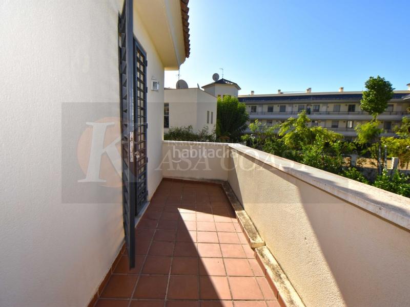 Foto ef25981e-d221-4225-a1be-204846e0828c. Casa bifamiliare con parcheggio piscina in Torreblanca del Sol Fuengirola