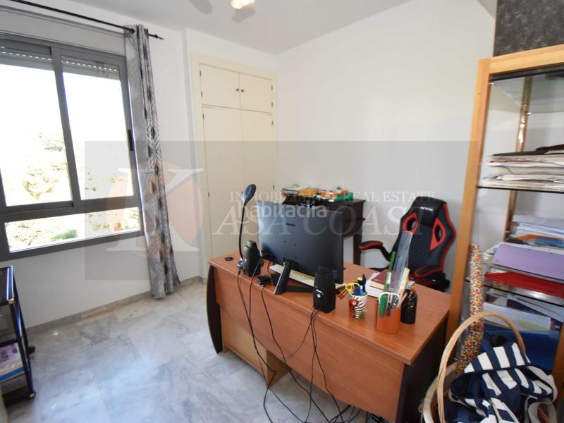 Foto f7a773c5-7299-41de-8a92-2052b4a93393. Casa bifamiliare con parcheggio piscina in Torreblanca del Sol Fuengirola