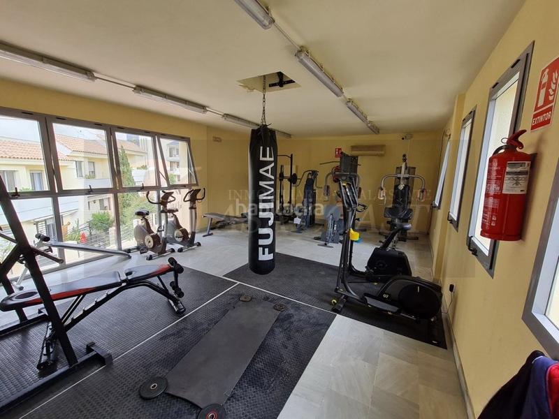 Foto fefcc5cd-5676-4d1c-88c1-38f3b20f165f. Casa bifamiliare con parcheggio piscina in Torreblanca del Sol Fuengirola