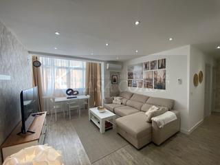 Appartement à Centro ciudad. Piso reformado en venta en el centro de fuengirola  con licencia