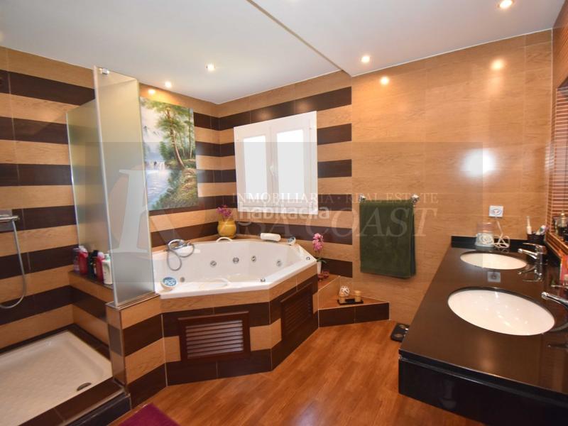 Foto 316c0071-8f4e-49d2-bff7-e8654e6007f9. Haus mit parking pool in campo de Mijas Mijas