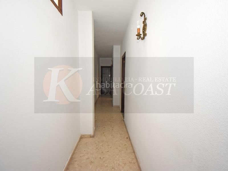 Foto a542e0b6-88bf-4e70-a687-d6d5f3e073eb. Pis a Puerto Deportivo Fuengirola