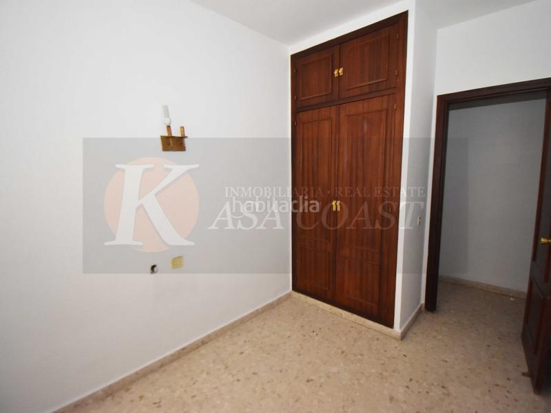 Foto cb393d49-3f16-42cb-a369-38a8085ec12c. Pis a Puerto Deportivo Fuengirola