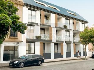 Flat in Puerto Deportivo. Nueva promoción de viviendas en fuengirola centro  con garajes y