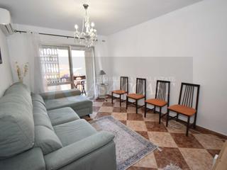Piso en Puerto Deportivo. Piso con patio privado y excelente ubicación en fuengirola centr