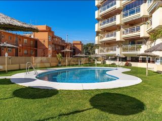 Piso en Las Gaviotas - Carvajal. Gran piso de 93 m2 en venta en torreblanca baja, fuengirola.