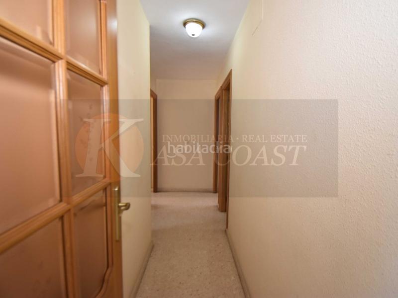 Foto 2d1a9282-af86-481a-8e7f-78fb7557025e. Pis amb aparcament piscina a Centro ciudad Fuengirola