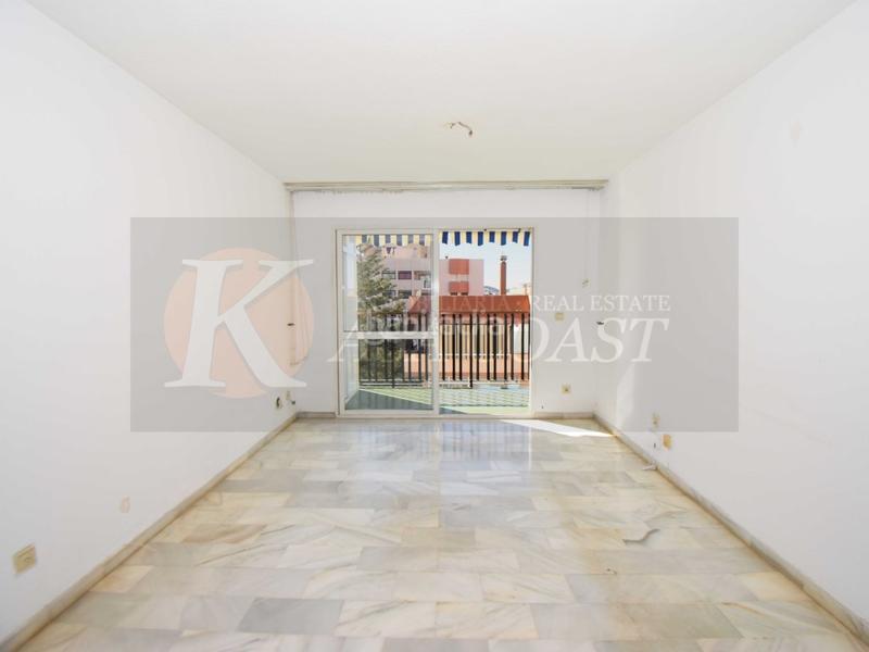 Foto cbbac988-dd99-4cab-906c-ca59faf24c35. Pis amb aparcament piscina a Centro ciudad Fuengirola