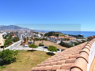 Àtic a Castillo Sohail - Myramar. Ático con vistas al mar en zona castillo sohail, fuengirola  con