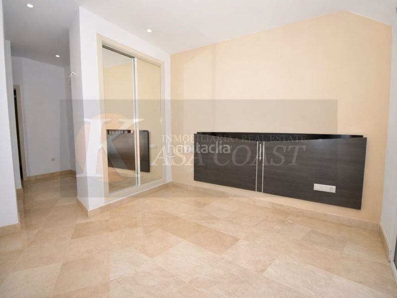 Foto 8b1ab3d4-f846-4a92-a74d-f952319bb0cf. Àtic amb aparcament a Castillo Sohail - Myramar Fuengirola