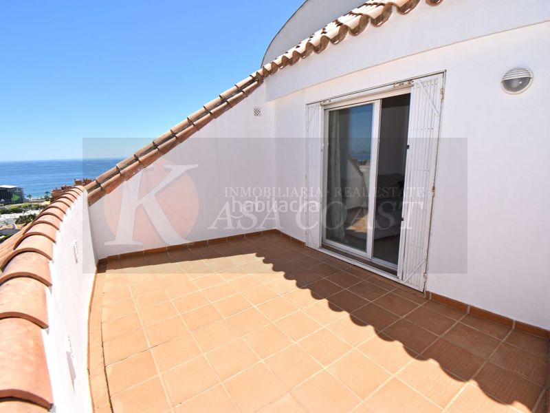 Foto 974f75b7-d1d2-4b0c-a2d8-e52dcf180403. Àtic amb aparcament a Castillo Sohail - Myramar Fuengirola