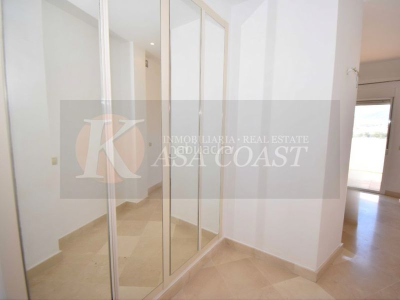 Foto b5830f30-f97e-43c2-916e-4f664b68ab23. Àtic amb aparcament a Castillo Sohail - Myramar Fuengirola