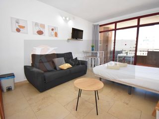 Monolocale in Puerto Deportivo. Estudio reformado en 1ª línea de playa  vistas al mar y al puert