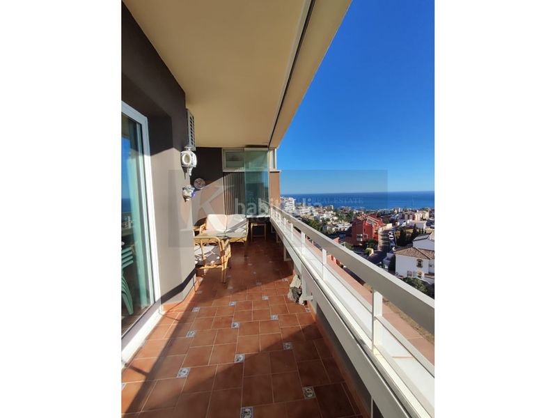 Foto 09aad64f-d238-4e3a-8c8f-0faf2e8e876a. Pis amb aparcament a Torreblanca del Sol Fuengirola