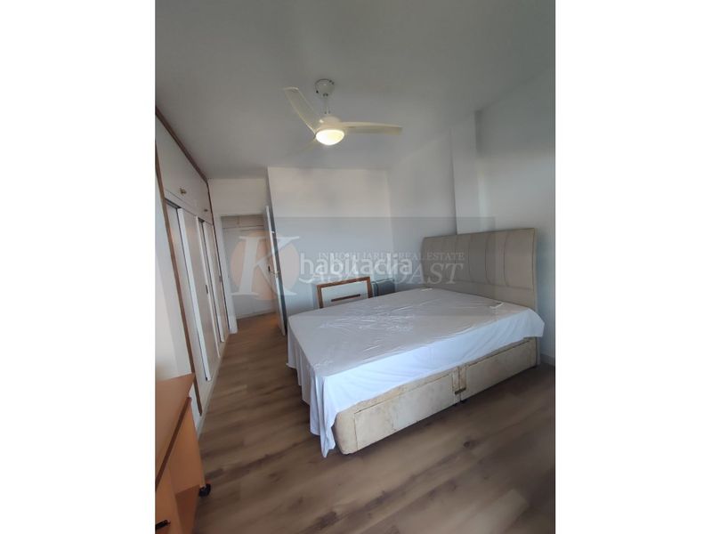 Foto fe6dc6d1-4acf-4bcc-926b-726fbe1b8633. Pis amb aparcament a Torreblanca del Sol Fuengirola