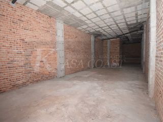 Local Comercial a Los Árboles. Local en bruto en venta en avenida de mijas, fuengirola