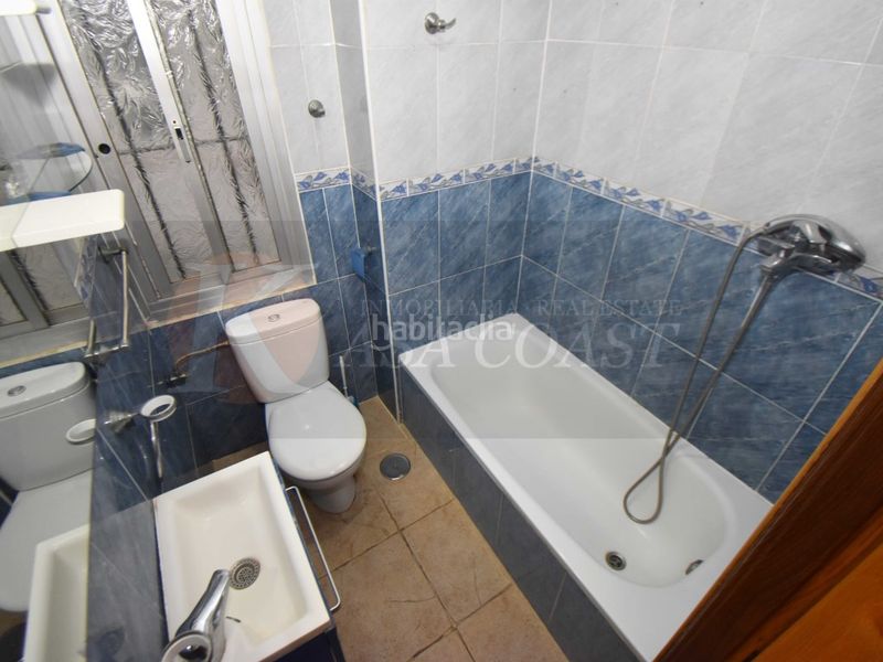 Foto 1f92faab-a47a-47a8-b37c-2330b1a089f8. Pis a Puerto Deportivo Fuengirola