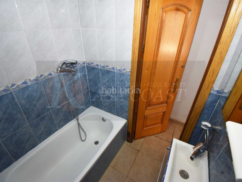 Foto 45a6310d-83af-481f-ad75-49f9aba01d81. Pis a Puerto Deportivo Fuengirola