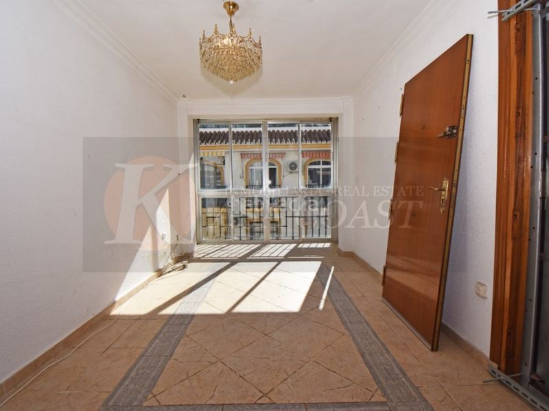 Foto e2d55a74-9b1a-470d-83c3-9f71dce35dd5. Pis a Puerto Deportivo Fuengirola