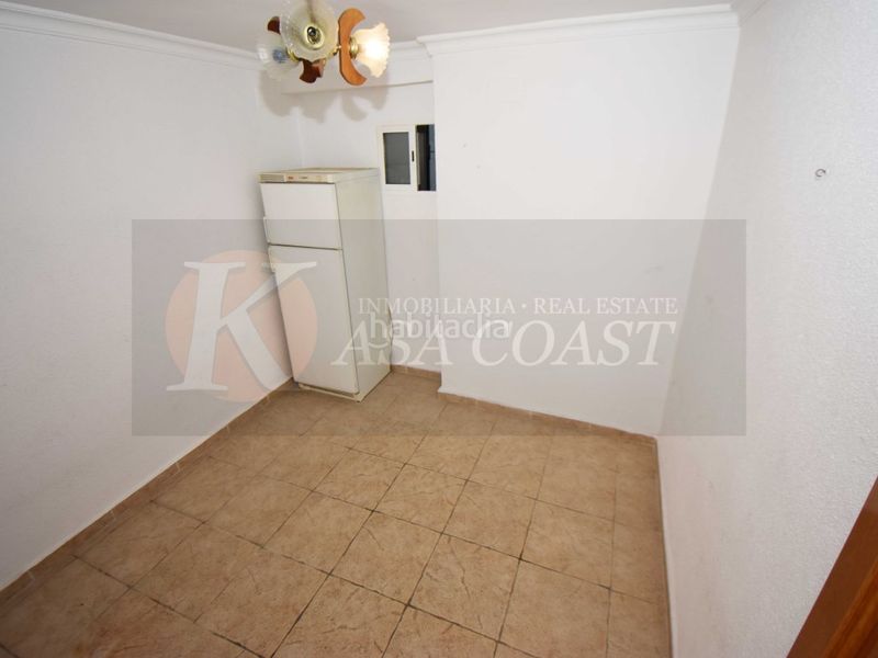 Foto f0f16692-3a75-45f3-8318-867232366cbc. Pis a Puerto Deportivo Fuengirola