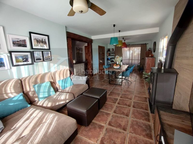 Foto d61fa210-a608-4f43-b894-b6a19e7449cf. Casa aparellada amb aparcament piscina a Los Ríos Mijas