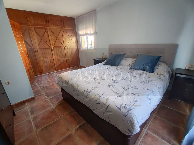 Foto d6c458ac-fc0a-46c8-9891-79cd22b70732. Casa aparellada amb aparcament piscina a Los Ríos Mijas