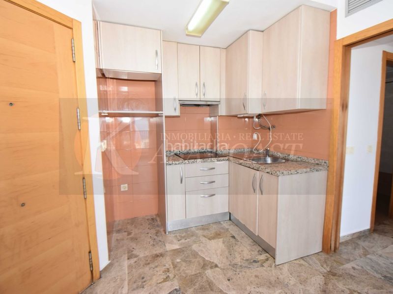 Foto b9edbd21-e4c0-4d76-b7e0-c73cf7e78e3f. Pis a Centro Benalmádena