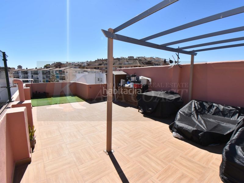 Foto b6f6bdeb-4ad4-417f-a1dc-ed122af5170d. Àtic a Centro Mijas