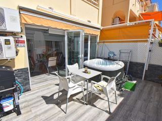 Flat in Zona Centro Comercial Torrequebrada. Piso en venta en torrequebrada, benalmádena  con garaje y traste