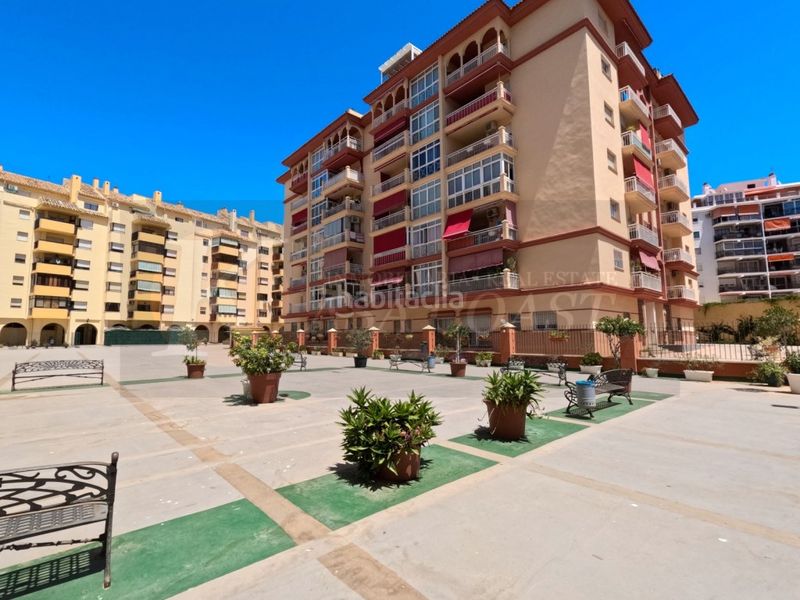 Foto 9dff9b85-8fc4-4b3b-9878-2d57f84a2cbe. Pis amb aparcament piscina a Los Boliches Fuengirola