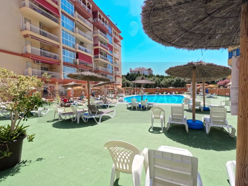 Foto dc00d329-861c-4b04-8865-3cd43e96eac6. Pis amb aparcament piscina a Los Boliches Fuengirola