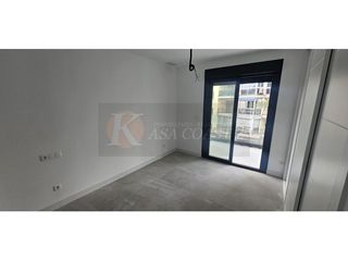 Flat in Puerto Deportivo. Piso de reciente construcción en venta en fuengirola centro  con