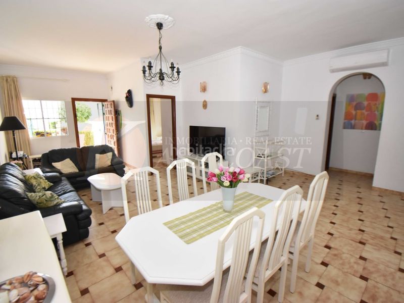 Foto 4ba39ab3-df22-46e9-a757-05b895d44346. Pis amb aparcament piscina a Torreblanca del Sol Fuengirola