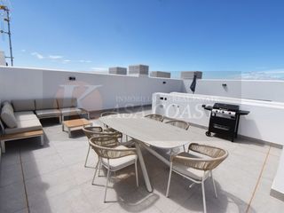 Penthouse in Los Pacos. Ático en venta en los pacos, fuengirola  con 2 plazas de parking