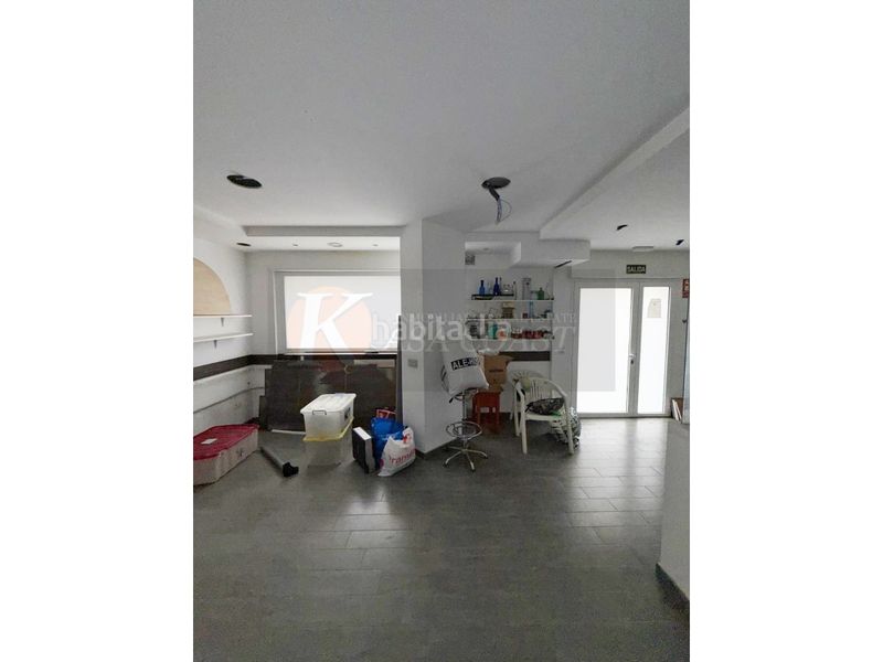 Foto f46745b0-8072-4f35-8c16-1a028ef6f00d. Local comercial  en venta en zona céntrica . en Fuengirola