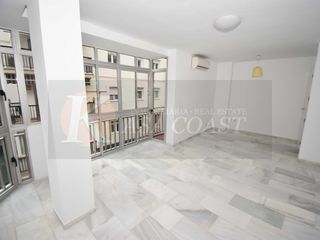 Piso en Puerto Deportivo. Piso en venta en 2ª línea de playa  fuengirola centro.