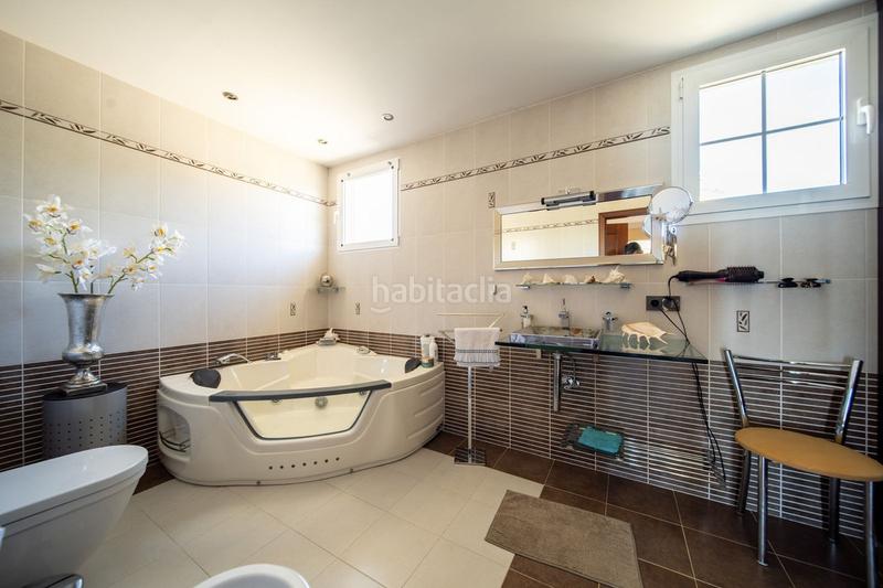 Foto a729f6d6-34b4-4f52-94ff-8afed5147b41. Penthouse with heating parking pool in Centro ciudad Fuengirola