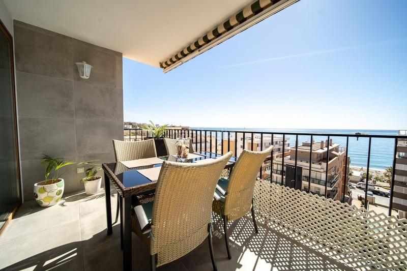 Foto ac75b023-d987-44f5-b08c-b8882090ae05. Penthouse with heating parking pool in Centro ciudad Fuengirola