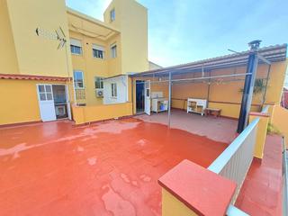 Apartament a Centro ciudad. Apartamento en planta media de 4 dormitorios en fuengirola