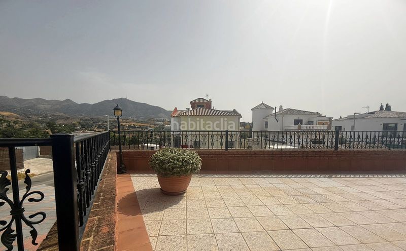 Foto d5715efe-a22a-435e-8fe2-fd5c98fcd324. Xalet amb calefacció aparcament piscina a Centro Mijas