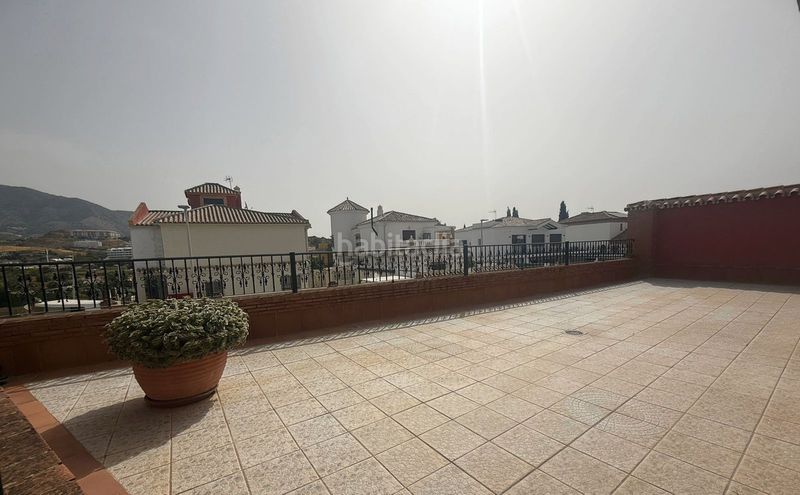 Foto efcc413a-58dd-4859-b86b-e486b6a1f4ff. Xalet amb calefacció aparcament piscina a Centro Mijas