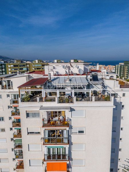 Foto 70ad1190-3ac3-4c14-a1bc-bb7926d42db0. Àtic amb calefacció aparcament piscina a Centro ciudad Fuengirola