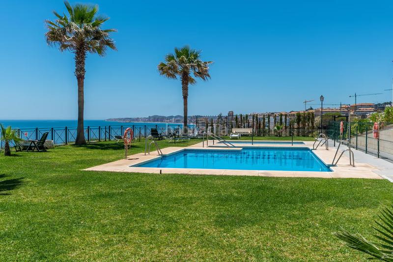 Foto 9dde1b4f-b699-4247-852b-995653ad2321. Planta baja apartamento en planta baja de 2 dormitorios en carvajal en Fuengirola
