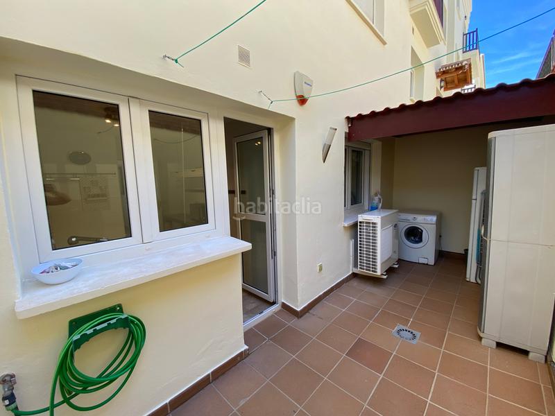 Foto c7fbc801-5fbc-4255-86a2-3ff6e846dd50. Planta baja apartamento en planta baja de 2 dormitorios en carvajal en Fuengirola