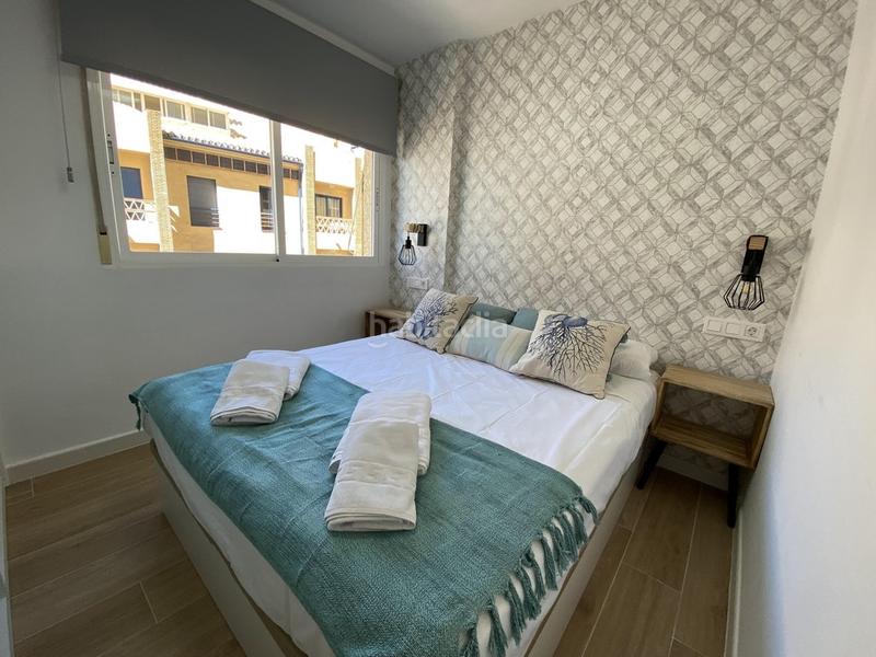 Foto c21abdc8-81aa-46ab-8734-1de103936631. Apartamento  en planta media de 2 dormitorios en Fuengirola