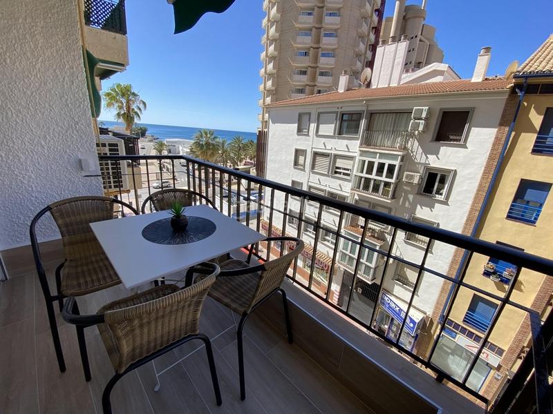 Foto da292ffe-8801-42d3-b2f5-c07305e7bcfd. Apartamento  en planta media de 2 dormitorios en Fuengirola