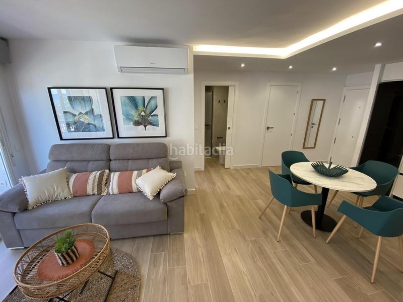 Foto ff18acb3-b7a4-4abe-b169-fc3064a7ec8d. Apartamento  en planta media de 2 dormitorios en Fuengirola