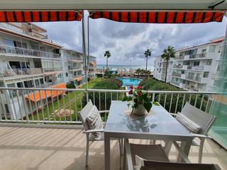 Apartamento en Playa de los Boliches. Apartamento en planta media de 2 dormitorios en los boliches