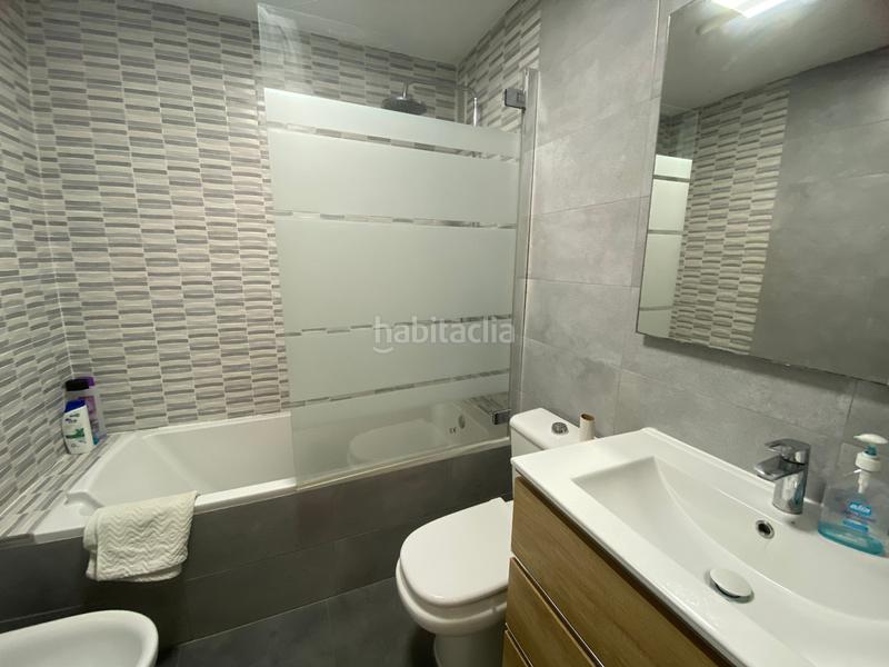 Foto 214c5f61-58e3-445e-a118-1c93d908efad. Apartamento  en planta media de 3 dormitorios en Fuengirola