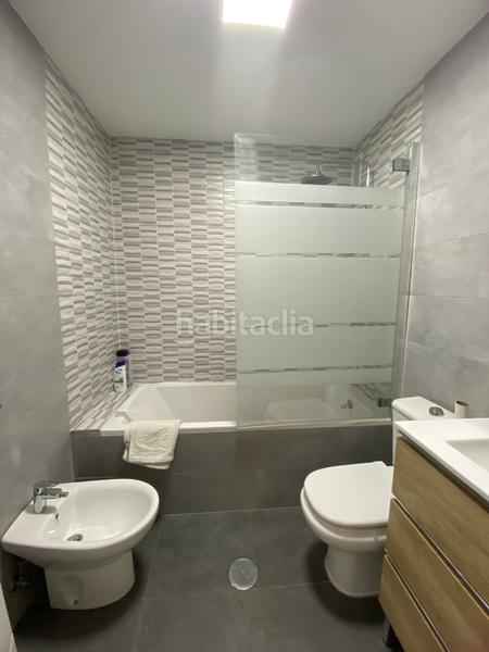 Foto 3340fd9d-8e3e-4328-b811-a2b4839ffd93. Apartamento  en planta media de 3 dormitorios en Fuengirola